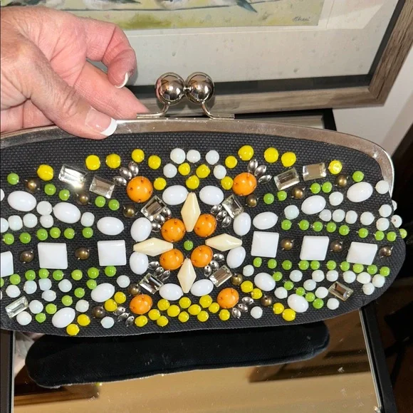 Chloe Black kiss lock Clutch with Colorful Beads - Picture 16 of 16